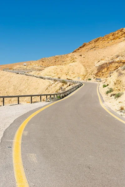 沙漠中的道路 — 图库照片