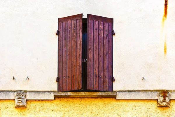 La finestra francese — Foto Stock