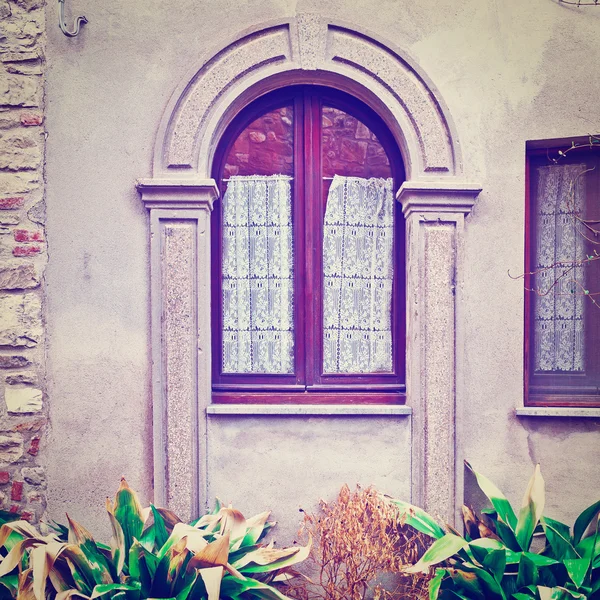 Window of Italian House — ストック写真