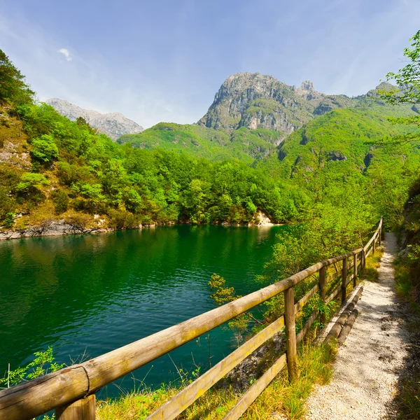 Lake i Italien - Stock-foto