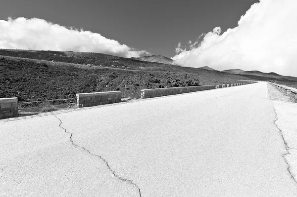 埃特纳火山之路 — 图库照片
