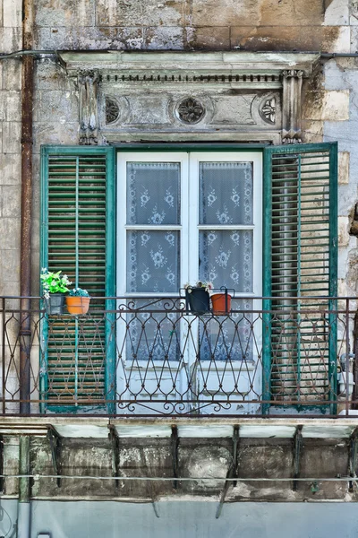 Fenster in Palermo — Stockfoto