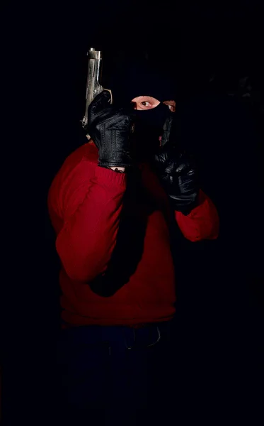Γκάνγκστερ με όπλο στη μάσκα — Φωτογραφία Αρχείου
