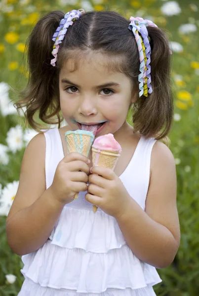 Girl with two ice cream — Stock Photo, Image
