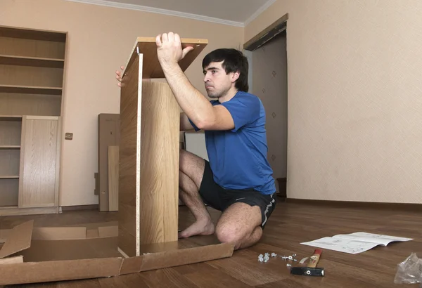 Assembling furniture — Stock Photo, Image