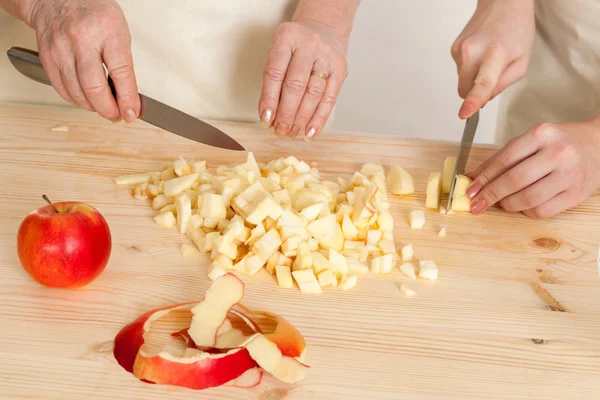 Hands of the grandmother and hand of the granddaughter — Stock Photo, Image