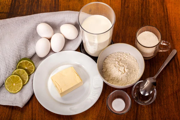 Ingredients for dough — Stock Photo, Image