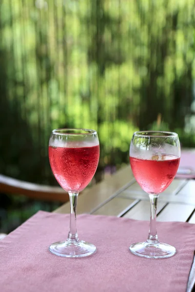 Två glas lemonad — Stockfoto