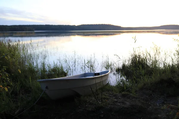 Vista Del Barco Por Lago Noche Karelia Rusia —  Fotos de Stock