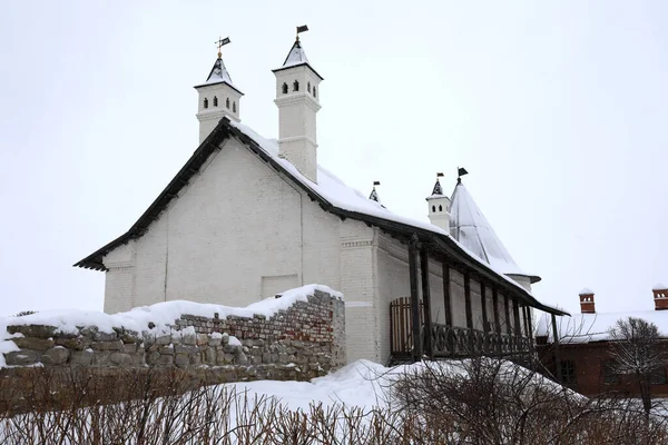 Uitzicht Oud Gebouw Het Grondgebied Van Kazan Kremlin Winter — Stockfoto