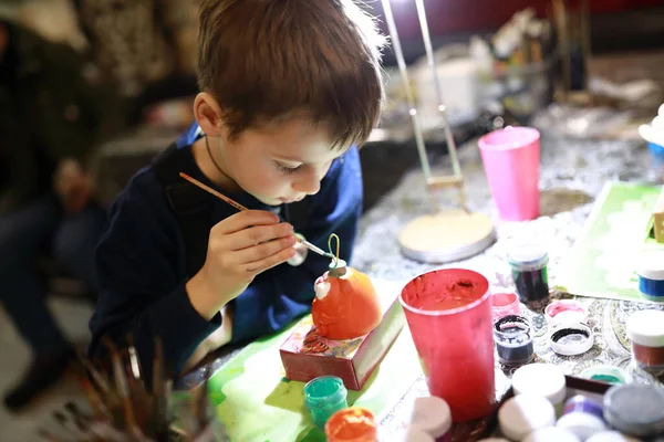 Boy Painting Ceramic Toy Workshop — Stock Photo, Image