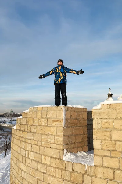 Bambino Muro Kazan Cremlino Inverno Russia — Foto Stock