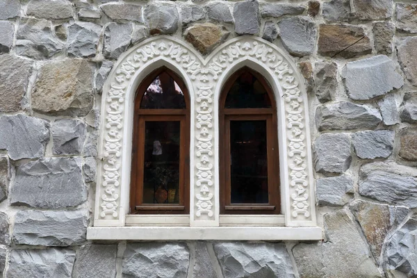 Окна Восточном Стиле Каменного Здания Гурзуф Крым — стоковое фото