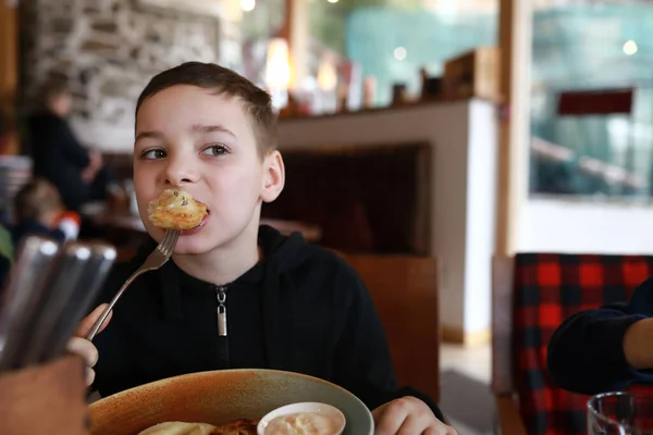 Portrait Boy Eating Cutlet Restaurant — Stock Photo, Image
