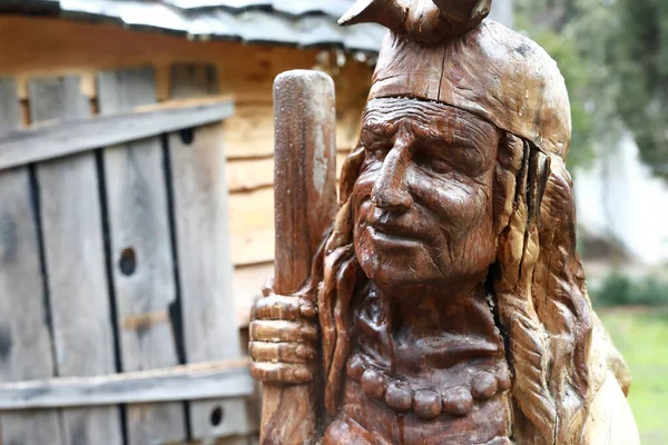 View Wooden Sculpture Baba Yaga Gurzuf Park Spring — Stock Photo, Image