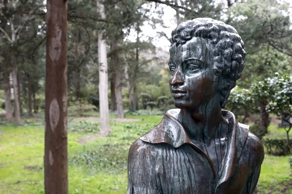 Monumento Poeta Pushkin Parque Gurzuf Primavera — Foto de Stock