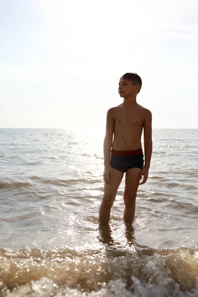 Retrato Criança Praia Mar Azov Verão — Fotografia de Stock