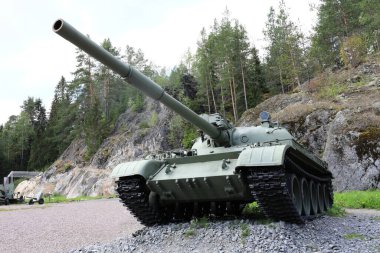 Gora Filina, Karelia 'daki Rus tankı t-62' nin görüntüsü