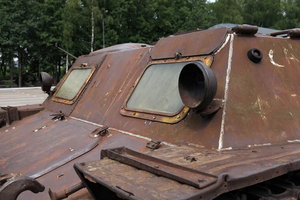 Rusty blindado veículo de combate — Fotografia de Stock