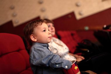 patlamış mısır yemek çocuk