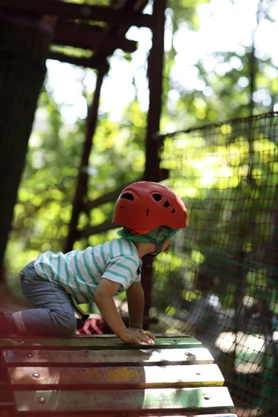 Kid climber training — Stock Photo, Image