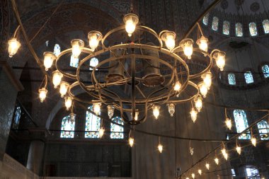 Sultan Ahmed Camii avize