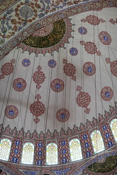 Vista cúpula da mesquita azul — Fotografia de Stock