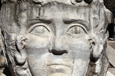 Antik Medusa parçası