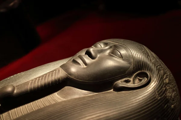 Саркофаг царя Табнита Сидонского — стоковое фото