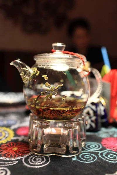 Cam çaydanlık — Stok fotoğraf