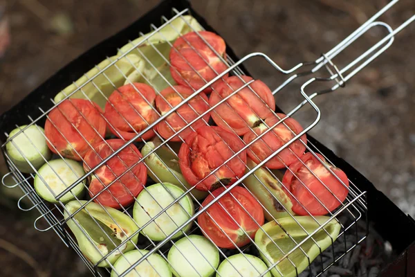 Barbekü ızgara dilimlenmiş sebze — Stok fotoğraf