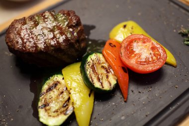 sebze ile fileto mignon