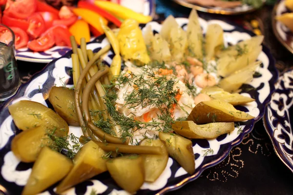 Plaat met pickles — Stockfoto