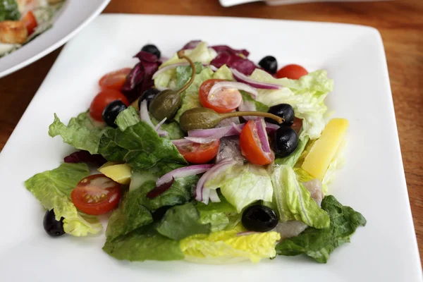 Salada com arenque salgado — Fotografia de Stock