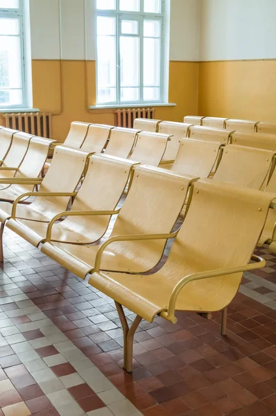 Old railway station waiting room — Stock Photo, Image