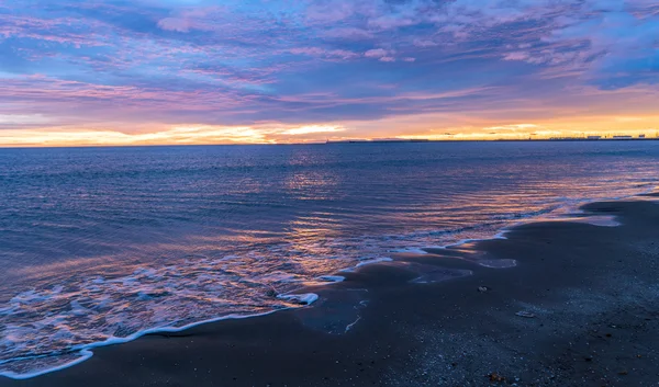 Solnedgång över havet — Stockfoto