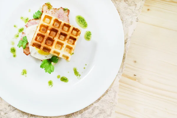 Fresh breakfast on  plate — Stock Photo, Image