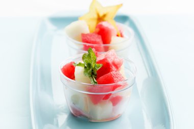 tatlı meyve salatası