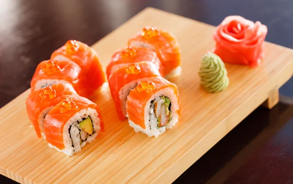 Läckra färsk sushi — Stockfoto