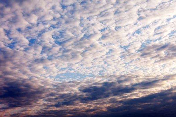 Pěkné přírodní mraky — Stock fotografie