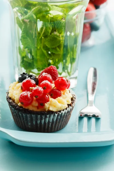 Té de menta con postre — Foto de Stock