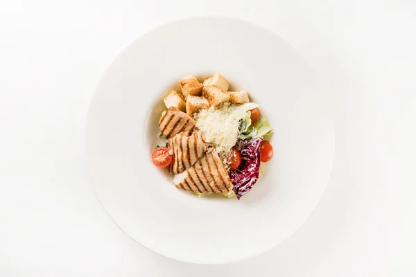 Filete con verduras en el plato —  Fotos de Stock