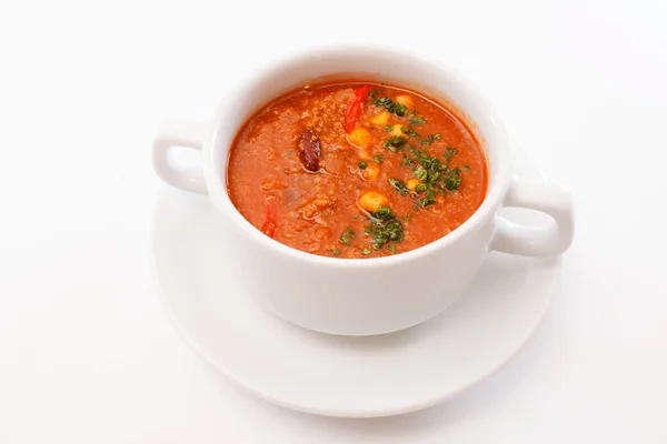 Tomatensuppe isoliert auf weiß — Stockfoto