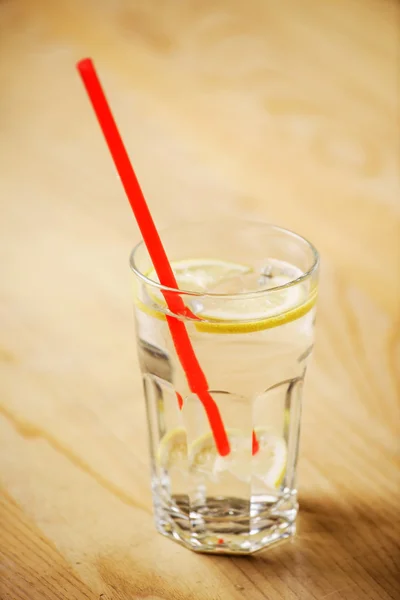 Water with lemon in glass — Stock Photo, Image