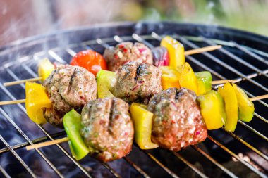 Sebzeli ızgara köfte