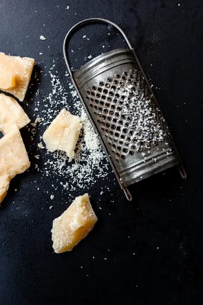 おろしパルメザン チーズ — ストック写真