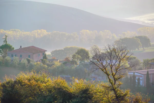 Paisagem das colinas da Toscana — Fotografia de Stock