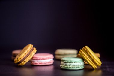 renkli tatlı macaroons