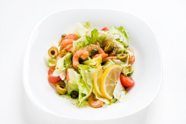 tabak karides salatası