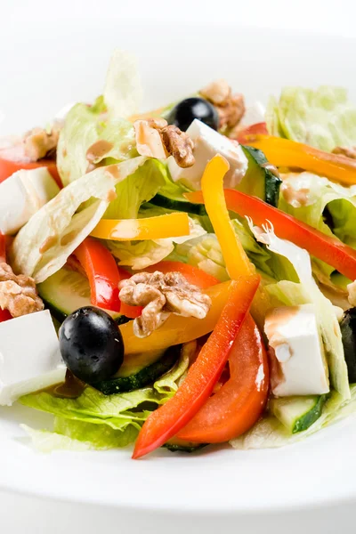 Insalata fresca sul piatto — Foto Stock